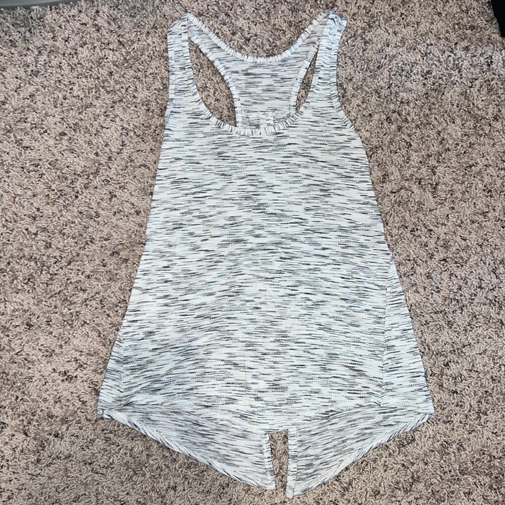 Lululemon tie back tank top - size 4
